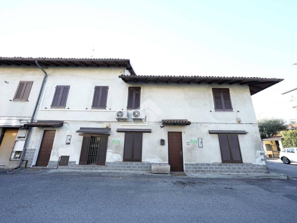 appartamento in vendita ad Albiate