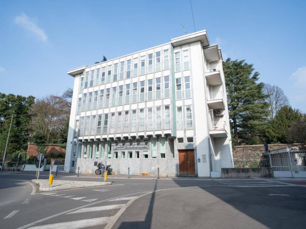 appartamento in vendita ad Albiate