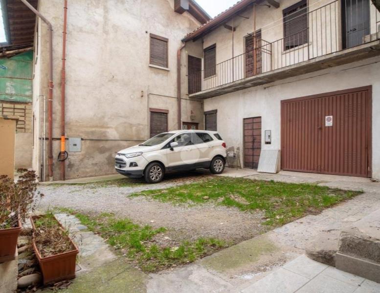 casa indipendente in vendita ad Albiate