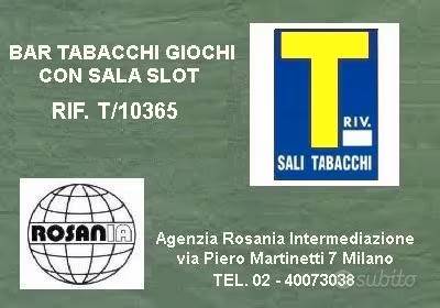 negozio in vendita ad Albiate