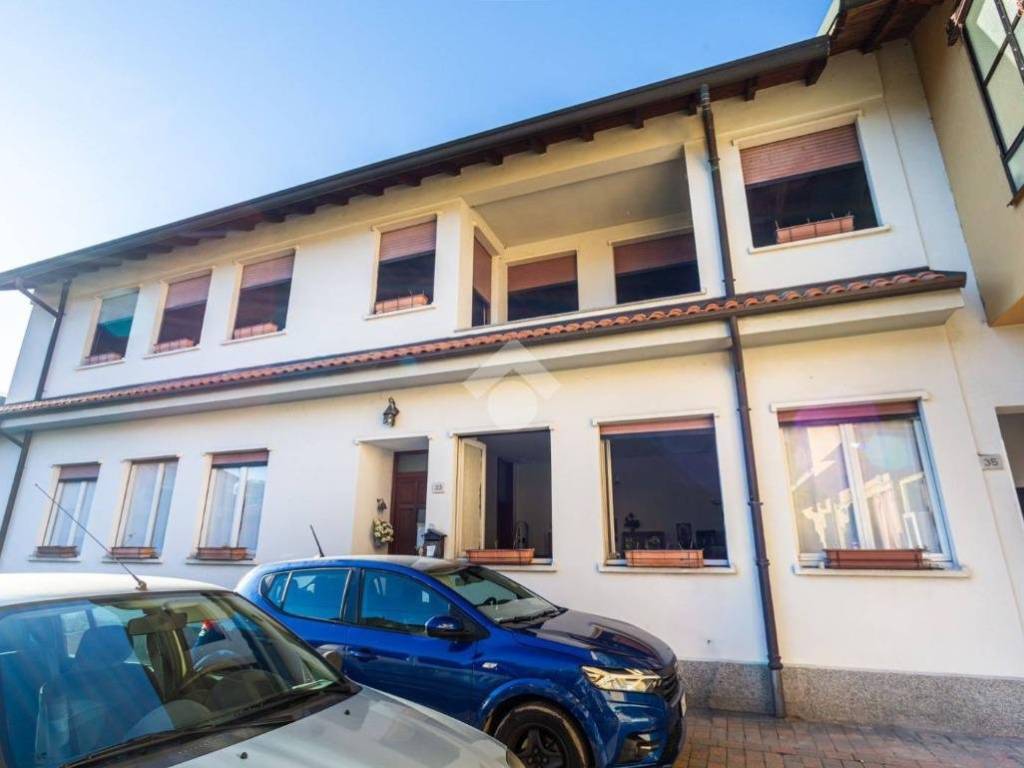 appartamento in vendita ad Albiate