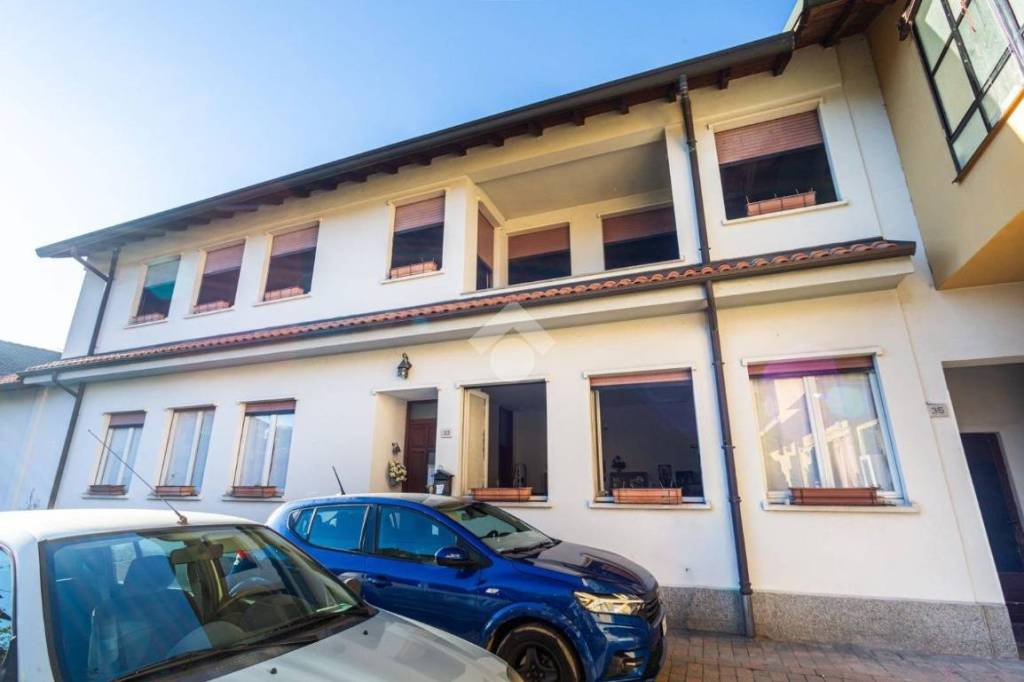appartamento in vendita ad Albiate