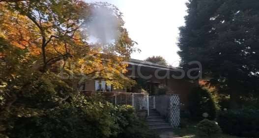 casa indipendente in vendita ad Albiate