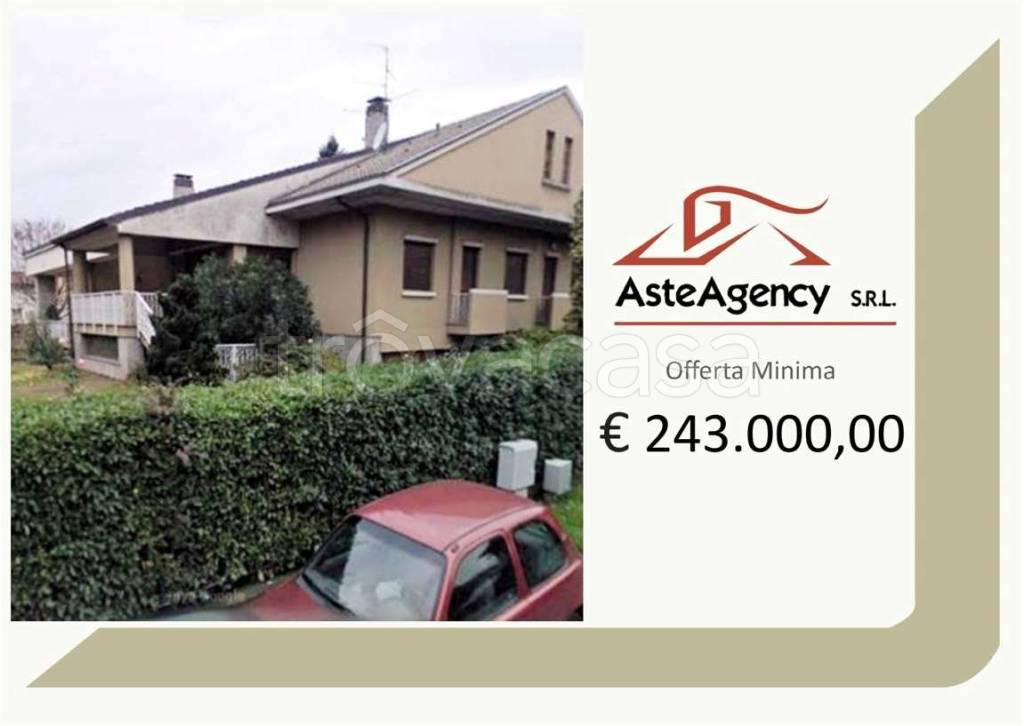 appartamento in vendita ad Albiate
