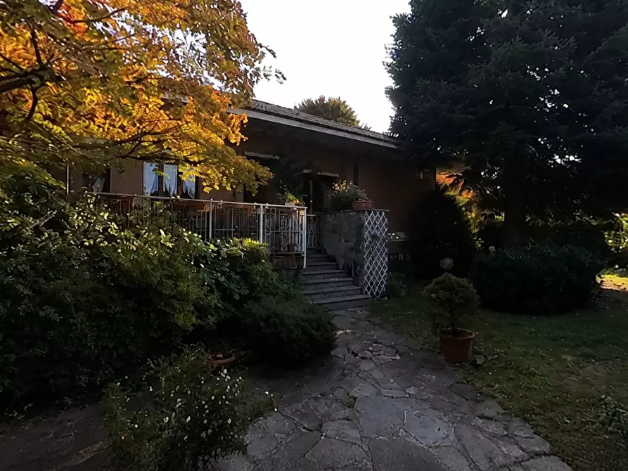 casa indipendente in vendita ad Albiate