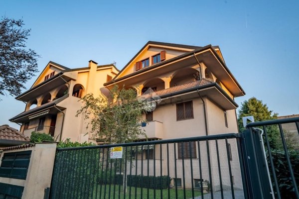 appartamento in vendita ad Albiate