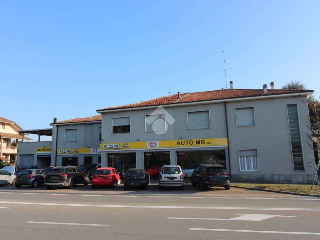 intera palazzina in vendita ad Arcore