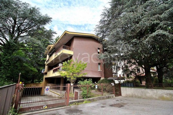 appartamento in vendita ad Arcore
