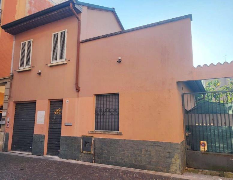 casa indipendente in vendita ad Arcore