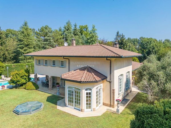 casa indipendente in vendita ad Arcore