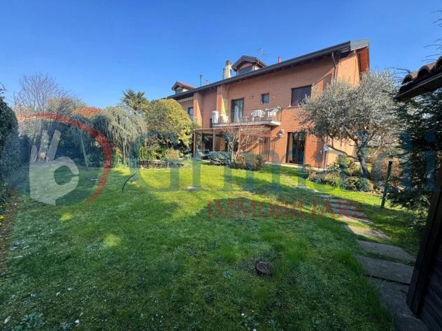 appartamento in vendita ad Arcore