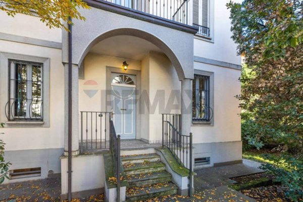 casa indipendente in vendita ad Arcore