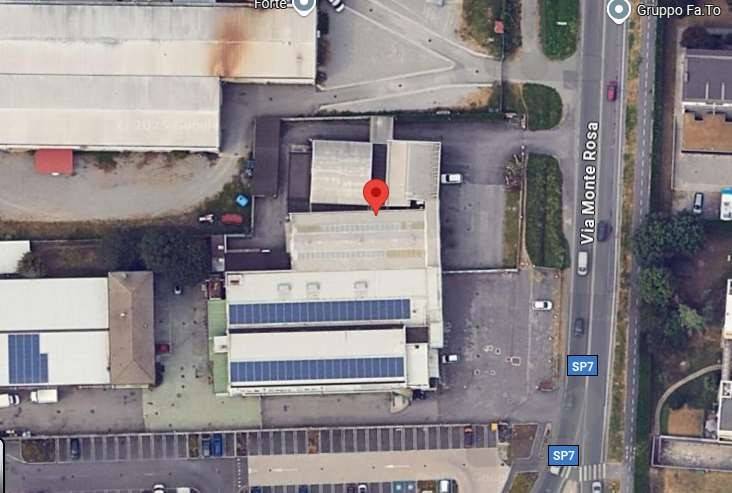 locale commerciale in vendita ad Arcore