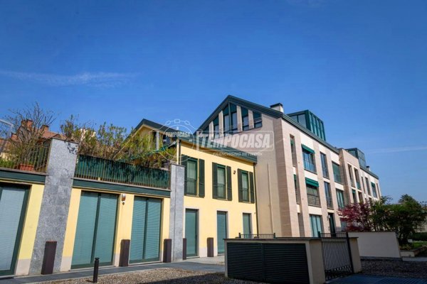 appartamento in vendita ad Arcore