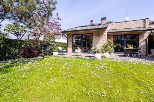 casa indipendente in vendita ad Arcore