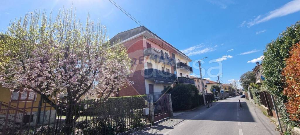 appartamento in vendita ad Arcore