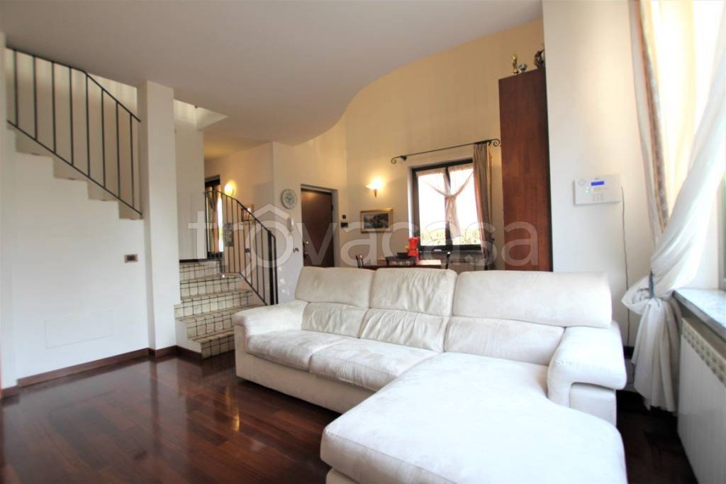 casa indipendente in vendita ad Arcore