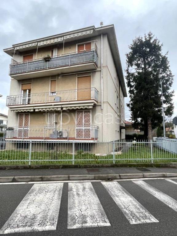 appartamento in vendita ad Arcore
