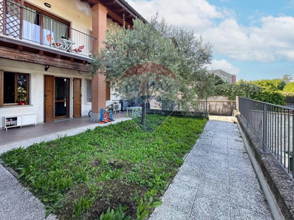 appartamento in vendita ad Arcore