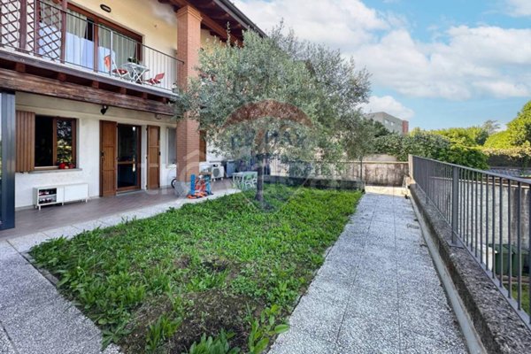 appartamento in vendita ad Arcore