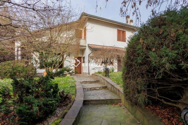 casa indipendente in vendita ad Arcore