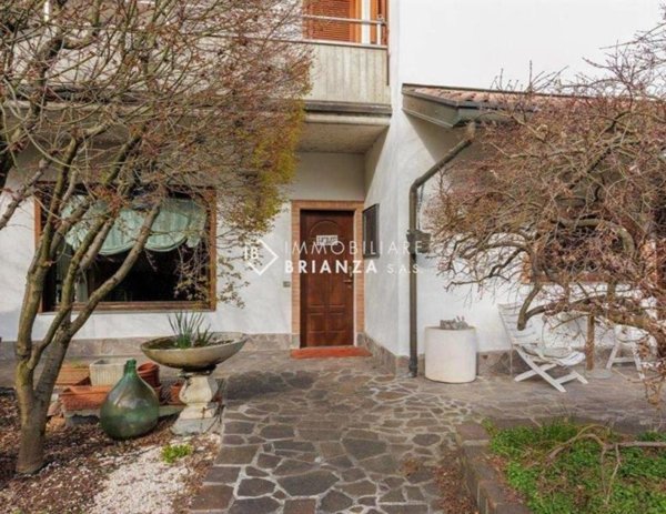 casa indipendente in vendita ad Arcore
