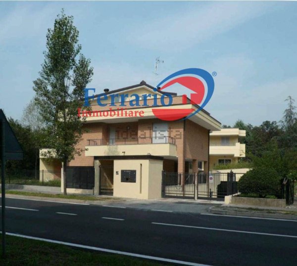 appartamento in vendita ad Arcore