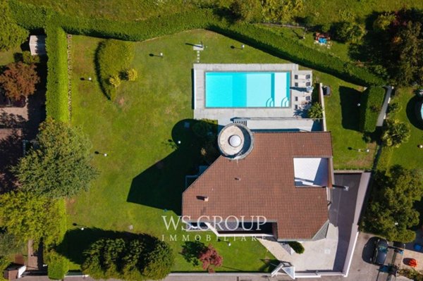 casa indipendente in vendita ad Arcore
