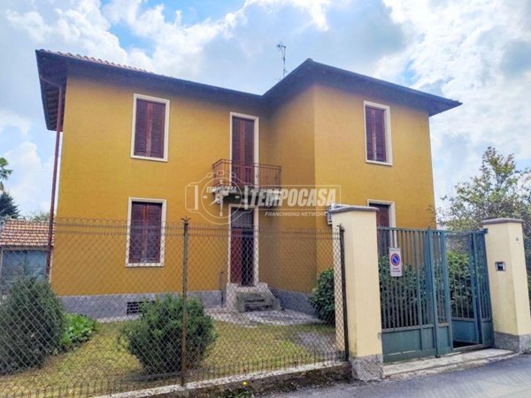 casa indipendente in vendita ad Arcore