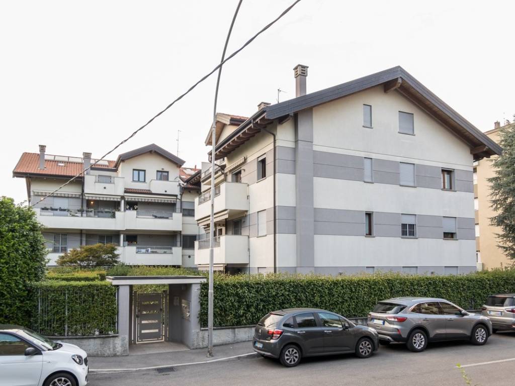 appartamento in vendita ad Arcore