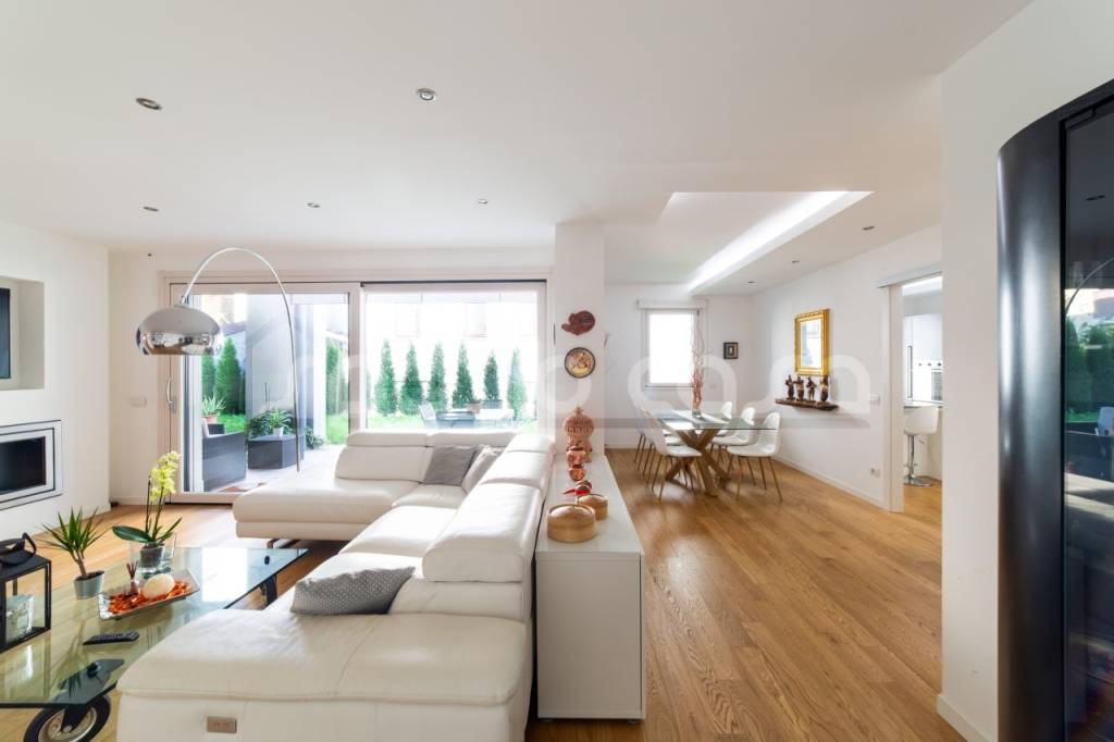 appartamento in vendita ad Arcore