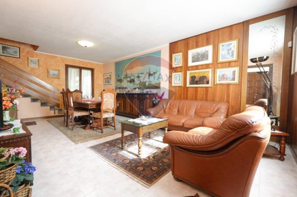 casa indipendente in vendita ad Arcore