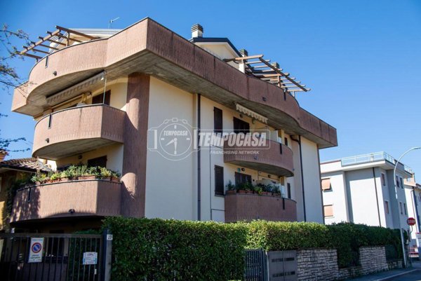 appartamento in vendita ad Arcore