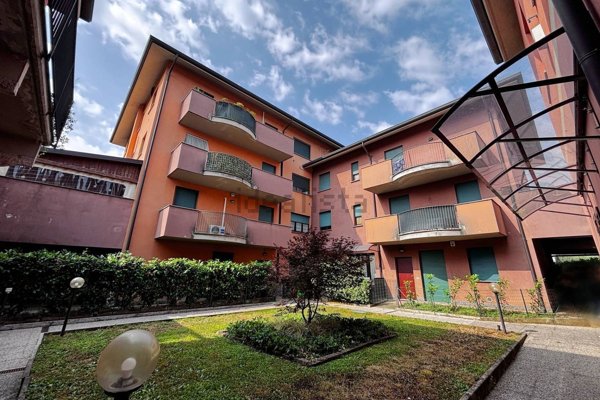 appartamento in vendita ad Arcore