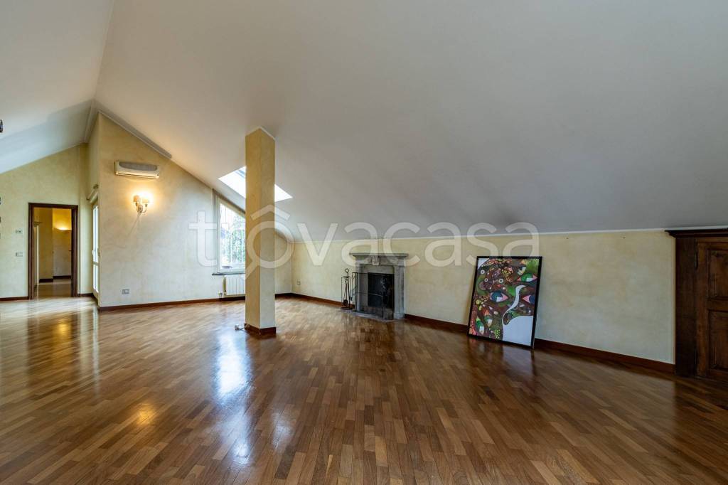 appartamento in vendita ad Arcore