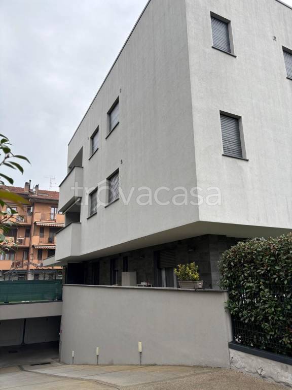 appartamento in vendita ad Arcore