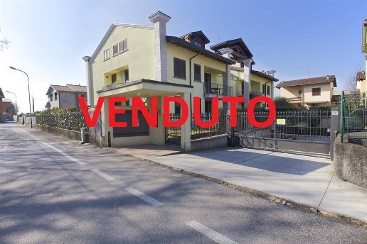 appartamento in vendita ad Arcore