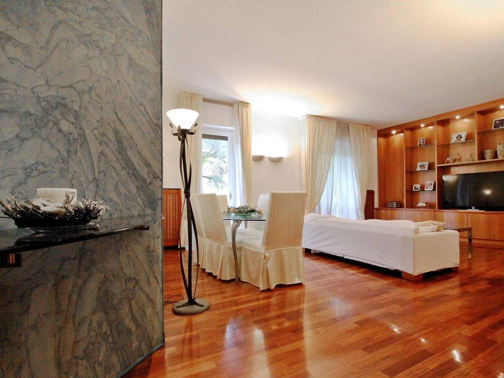 appartamento in vendita ad Arcore