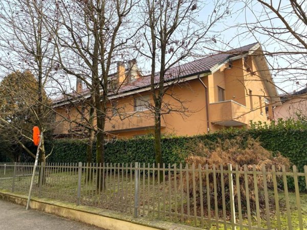 appartamento in vendita ad Arcore