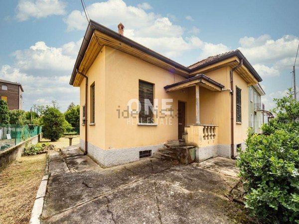casa indipendente in vendita ad Arcore
