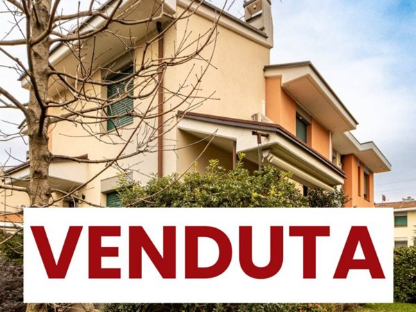 casa indipendente in vendita ad Arcore