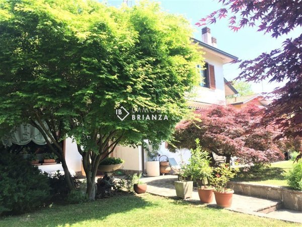 casa indipendente in vendita ad Arcore