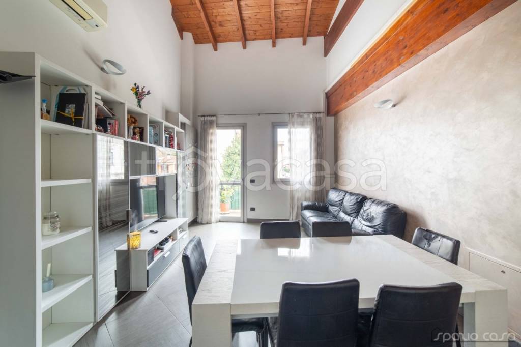 appartamento in vendita ad Arcore