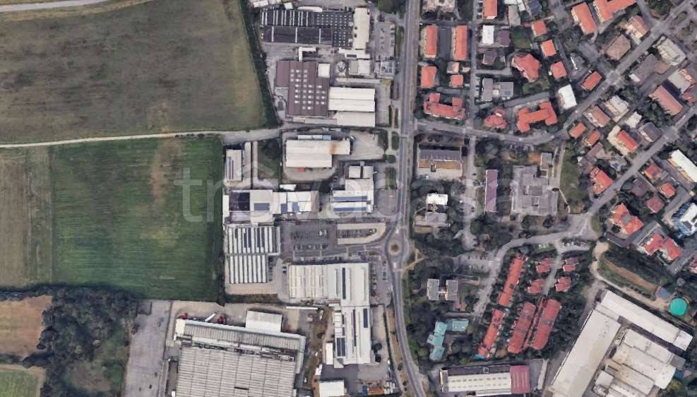 capannone in vendita ad Arcore