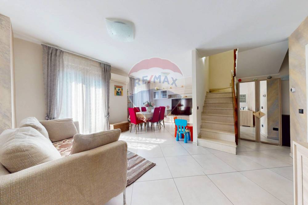 casa indipendente in vendita ad Arcore