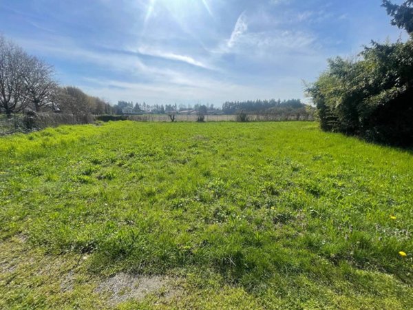 terreno edificabile in vendita ad Arcore