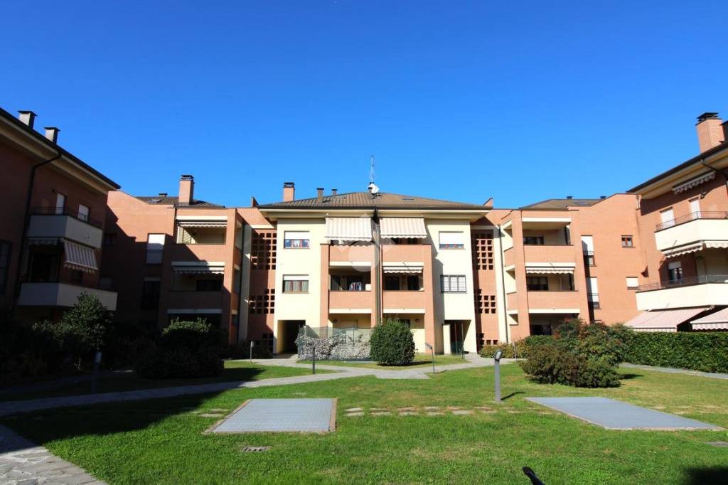 appartamento in vendita ad Arcore