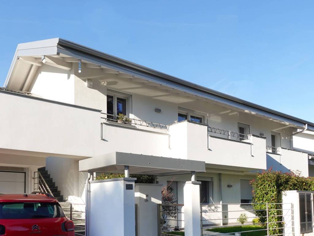 appartamento in vendita ad Arcore