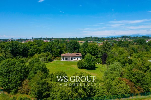 casa indipendente in vendita ad Arcore