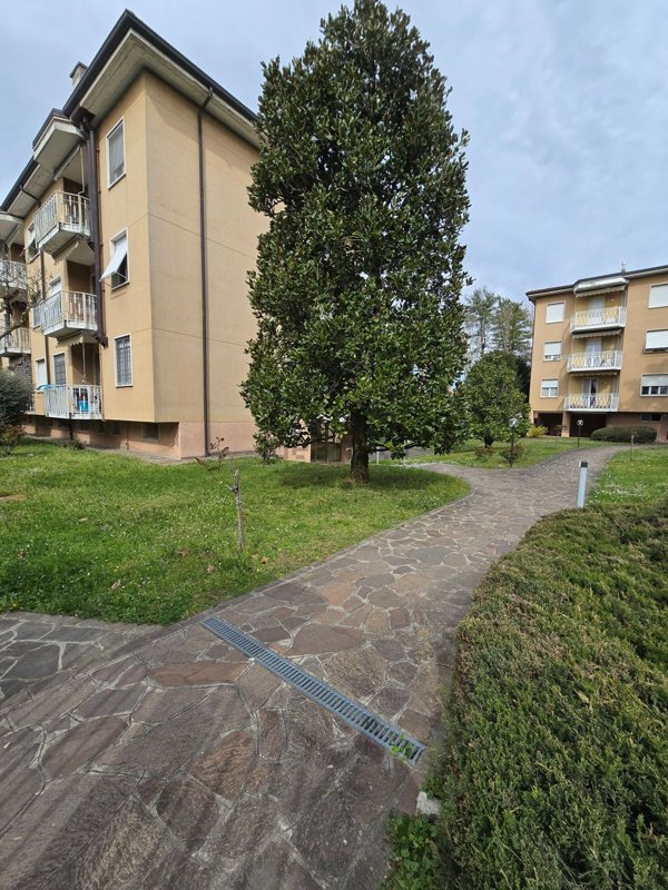 appartamento in vendita ad Arcore